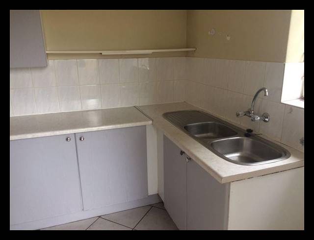 2 BEDROOM PROPERTY TO RENT IN WIERDA PARK